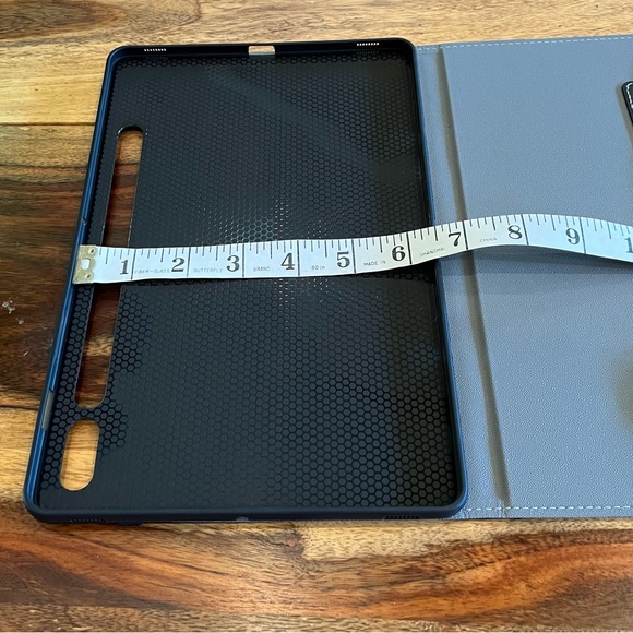 New! Samsung Galaxy Tablet Embossed Design Case - Picture 5 of 16